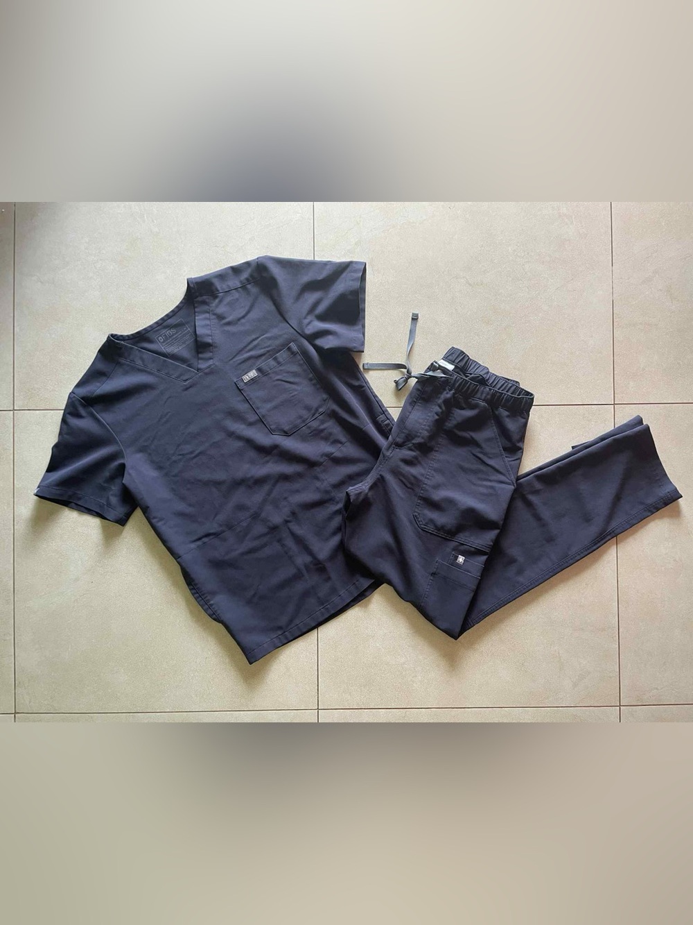 Men's Figs Scrub Suit